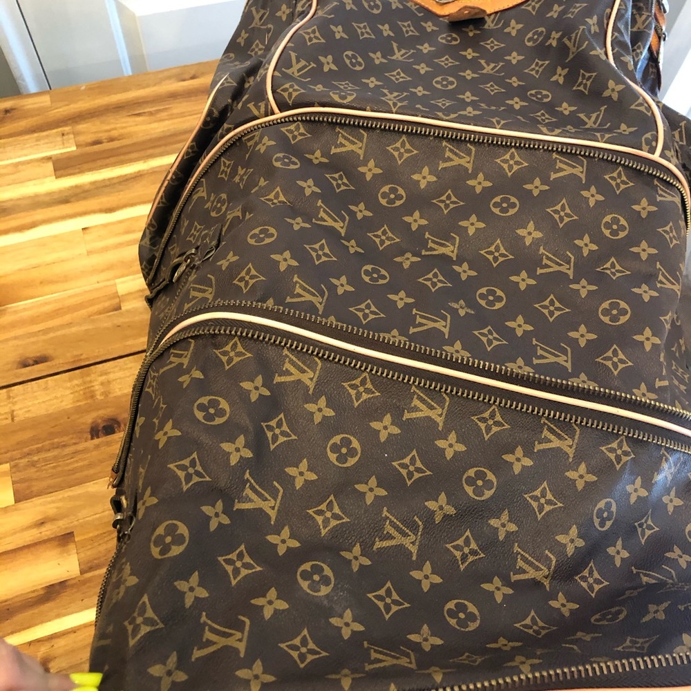 LV LUGGAGE PART 3